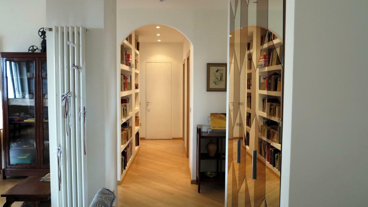 Spacious Panoramic Apartment - Half Way Center-Vomero District نابولي المظهر الخارجي الصورة