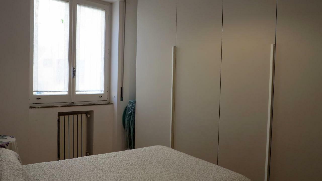 Spacious Panoramic Apartment - Half Way Center-Vomero District نابولي المظهر الخارجي الصورة